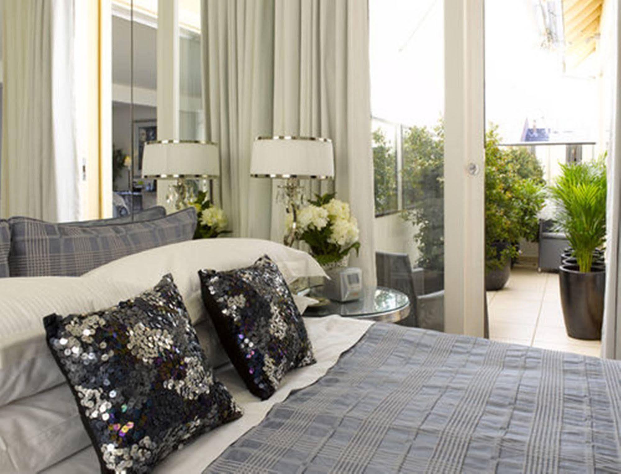Andre'S Mews Aparthotel Melbourne Kültér fotó
